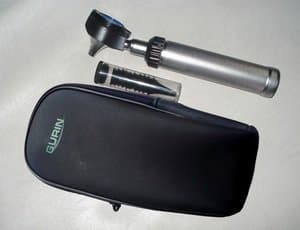 Professional Fiber Optic Otoscope with Zippered Leather case
