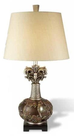 Elegant Chinoiserie Table Lamp