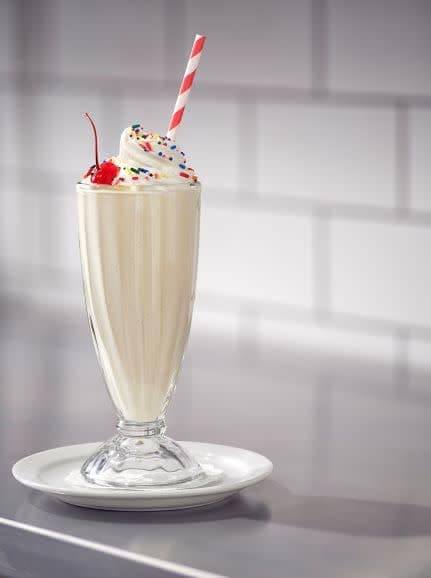 Carnation Malted Milk, Dry Shelf Stable Malted Milk, Great for Baking, Shakes, Sundaes, 40 oz Can