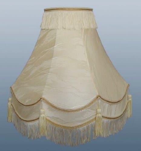 14" CREAM/IVORY ICEBERG DOUBLE SCALLOP TASSEL LAMPSHADE