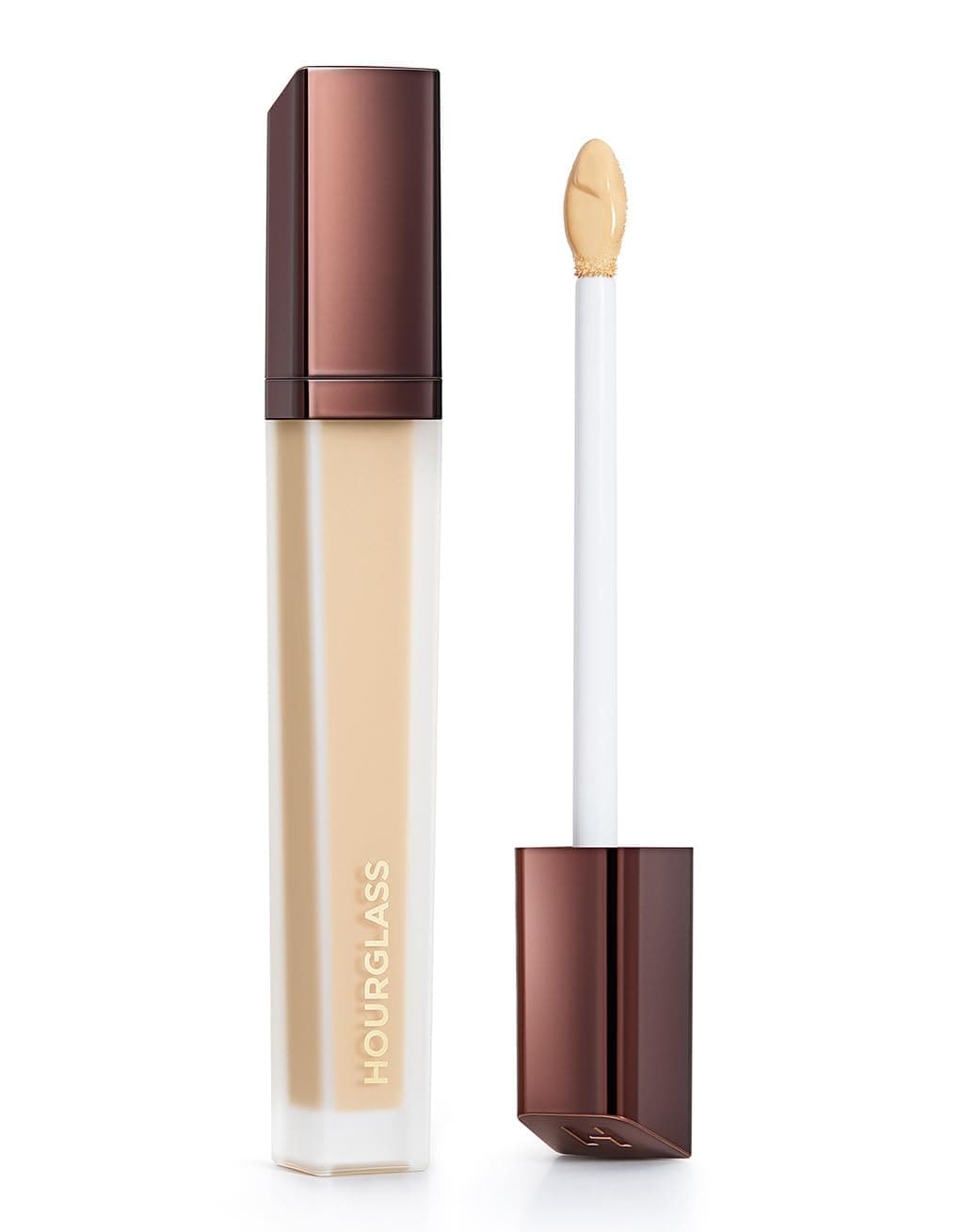 Vanish Airbrush Concealer. Weightless and Waterproof Concealer for a Naturally Airbrushed Look. (Oat)