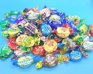 Molly's Mixtures Mix Up - 'Walkers Toffee Mega Mix' 1kg Pouch