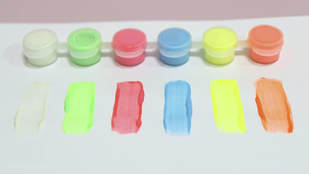 Glow in the Dark Acrylic Paint - Fluorescent Paint - Neon Paint