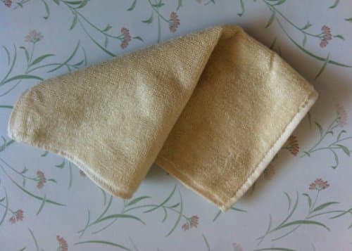 100% Pure Silk face Beauty wash Cloth Makeup Remover Wash Cloth Chemical Free Remove Cosmetics Fast and Wipes Away Facial Dirt and Oil Like an Eraser. Great for Sensitive Skin, Acne,Exfoliating