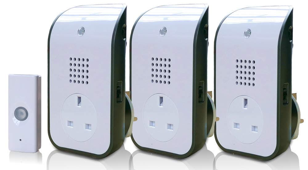 UNI-COM Wireless 150m Triple Plug Through Doorbell Kit