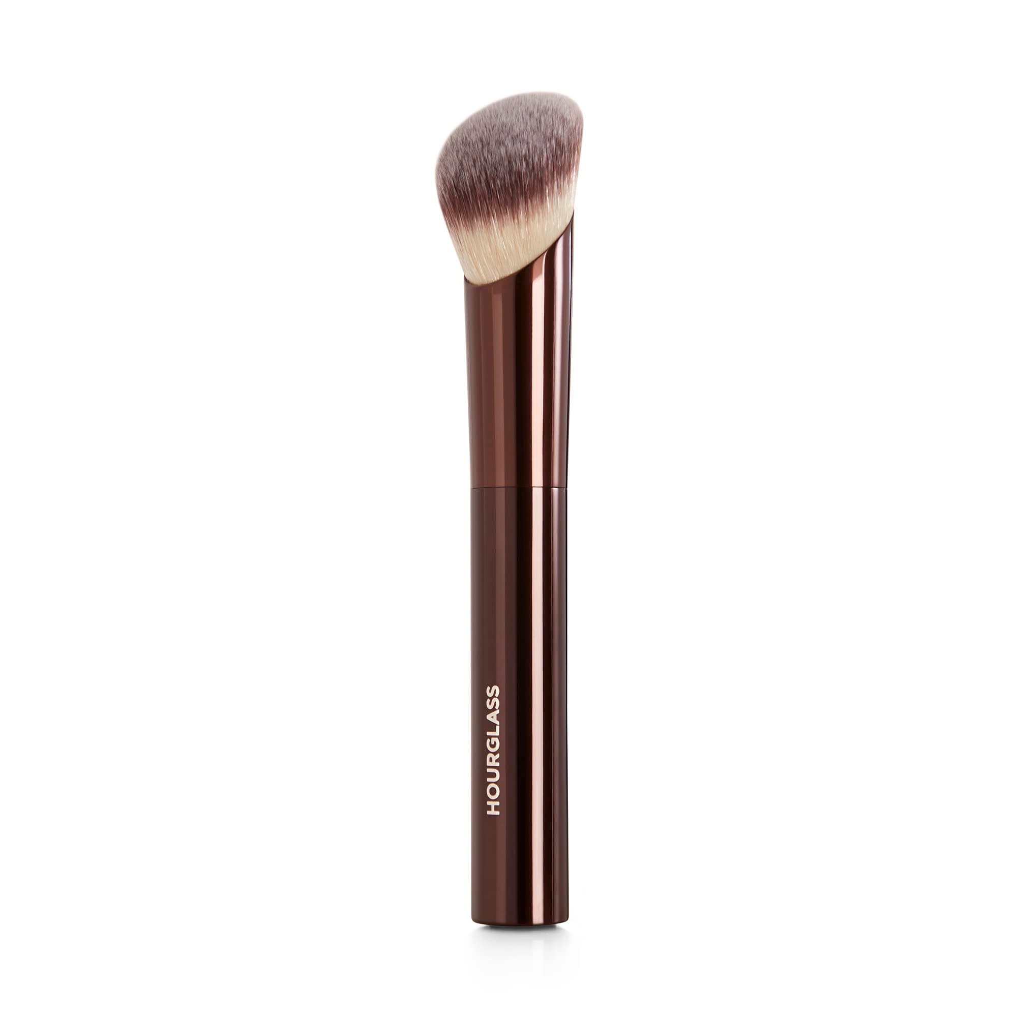 Ambient Soft Glow Foundation Brush