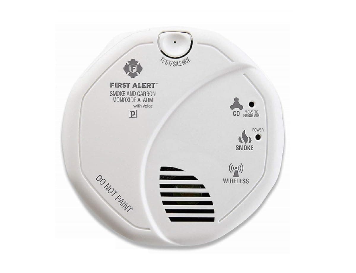 First Alert Smoke Detector and Carbon Monoxide Detector Alarm | Battery Operated, SCO5CN