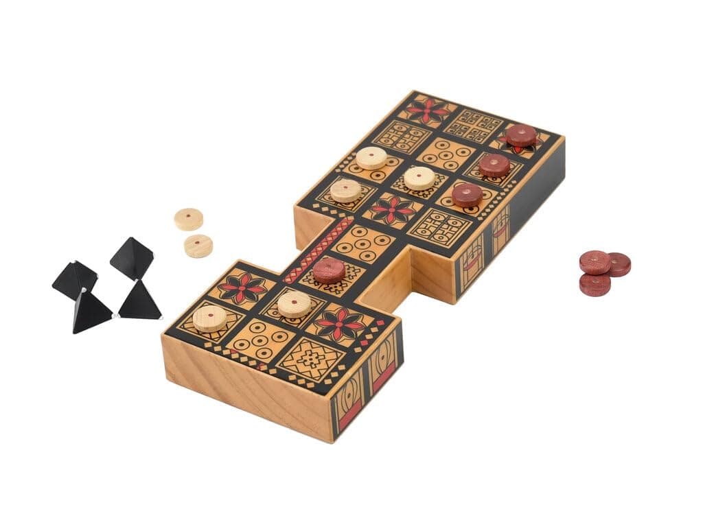 Replica Royal Game of Ur - Solid Wood Board with Eye-Catching Design, Wooden Pieces and Pyramid Dice