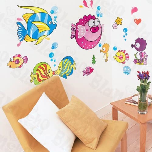 [Happy Fish Family] Decorative Wall Stickers Appliques Decals Wall Decor Home Decor