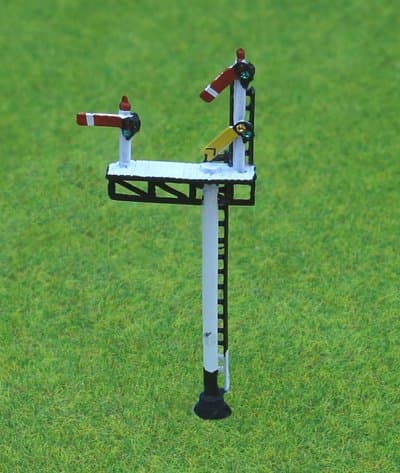N Gauge Left-Handed Junction Signal
