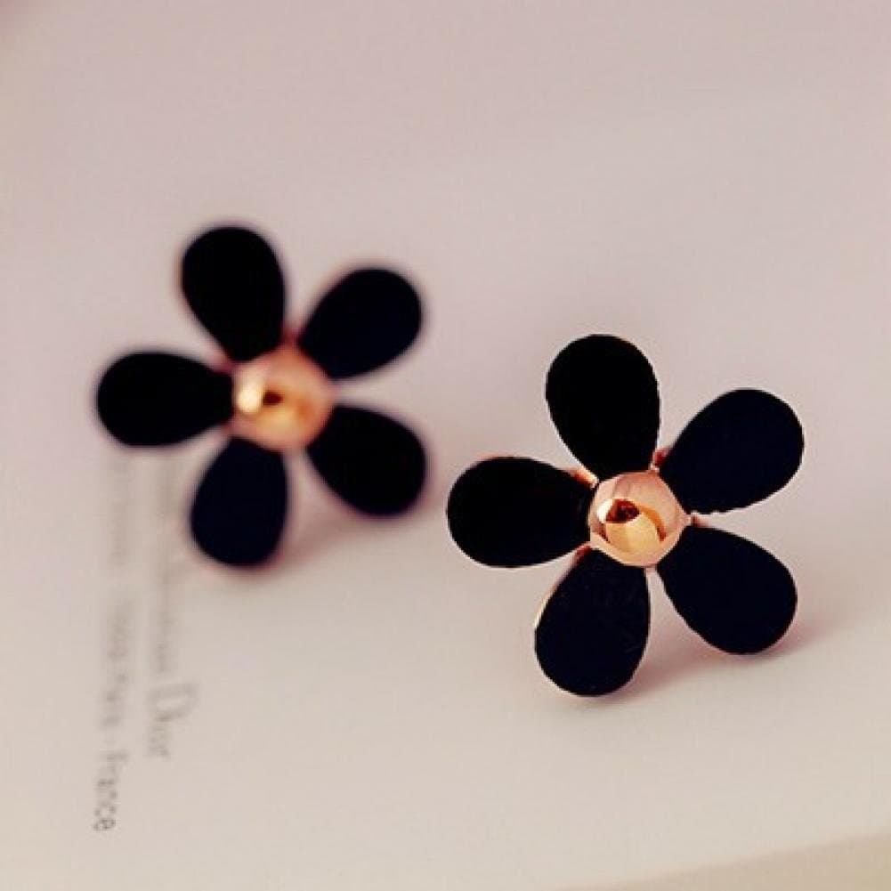 Only Day Eternal girl heart little Daisy Stud Earrings Korean white flowers eggerated import Earrings authentic jewelry women