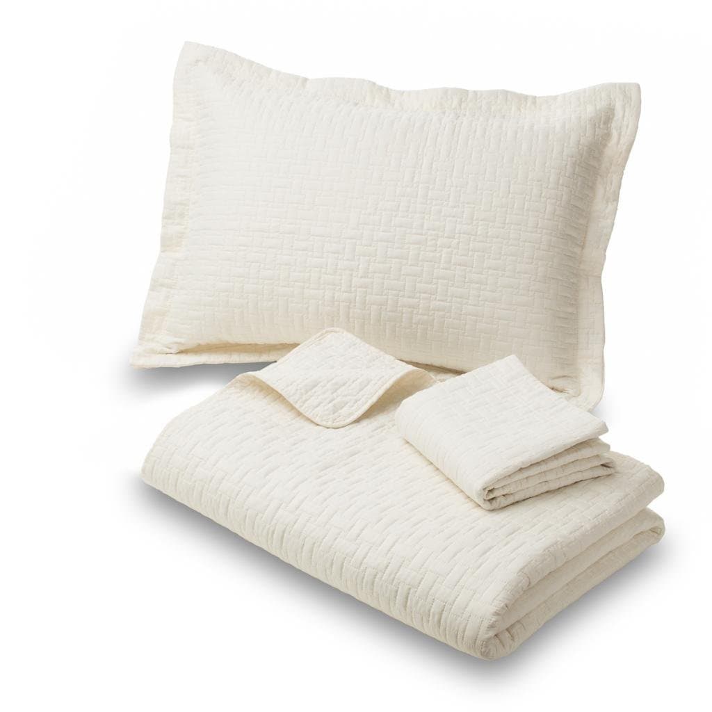 Amadora Reversible Luxury Queen/Full Size Quilt with 2 Shams (Bennett Queen)