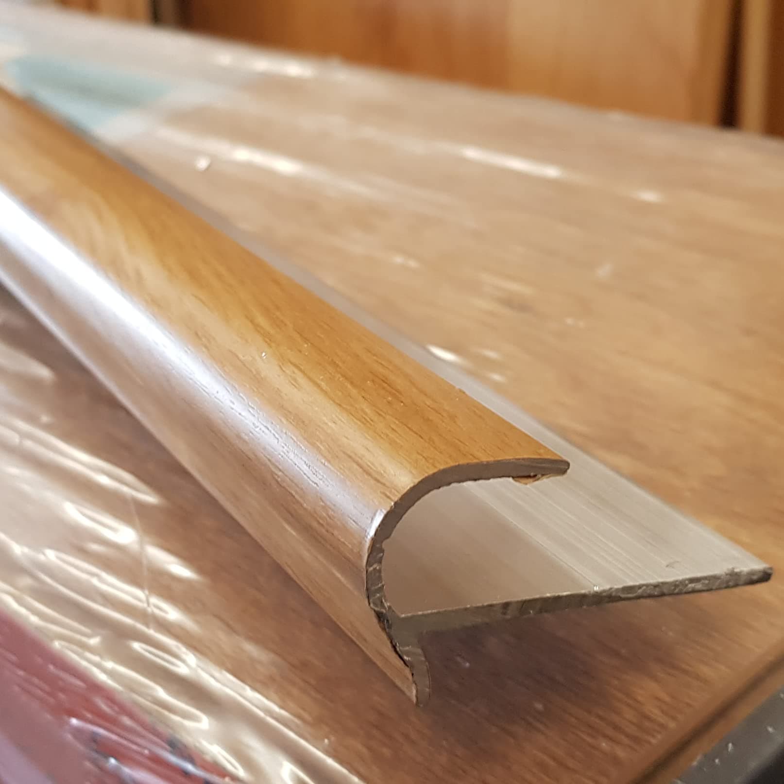 Dural Stepfloor Oak Effect Aluminium Screw Down Stair Nosing Profile 0.9m;for 14 – 16 mm Thick Flooring. Code; STFAF1401-90cm