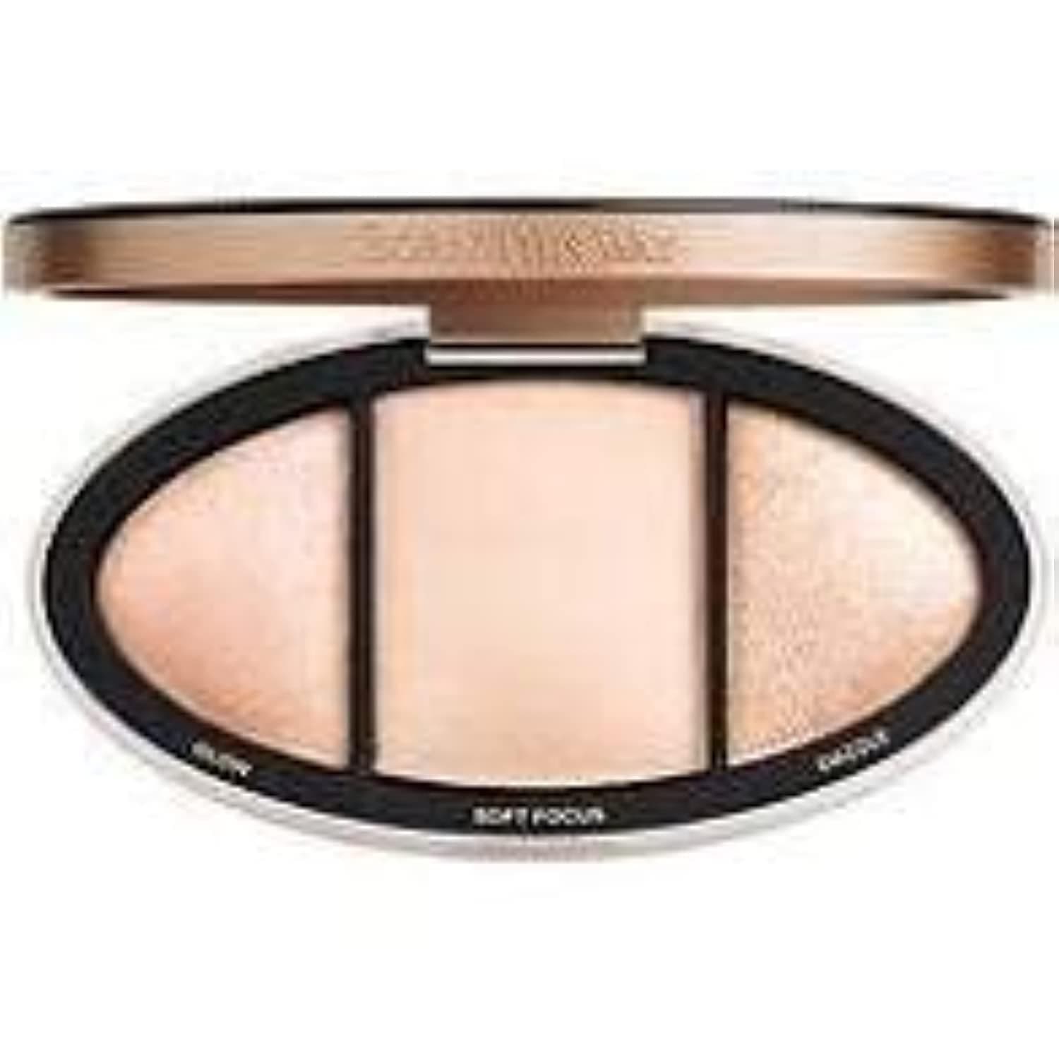 Too Faced Born This Way Turn Up the Light Complexion-Enhancing Highlighting Palette Light