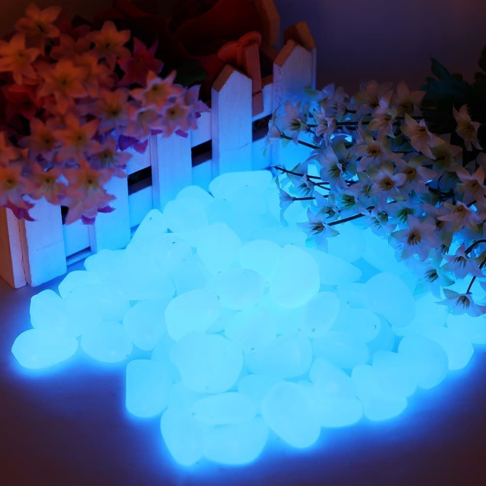 chic style2.4Lbs 550Pcs Glow in The Dark Stones Garden Pebbles Rocks Indoor Outdoor Decor Luminous Stone for Walkways Driveway Yard Grass Fish Tank Halloween Decoration Large Bag
