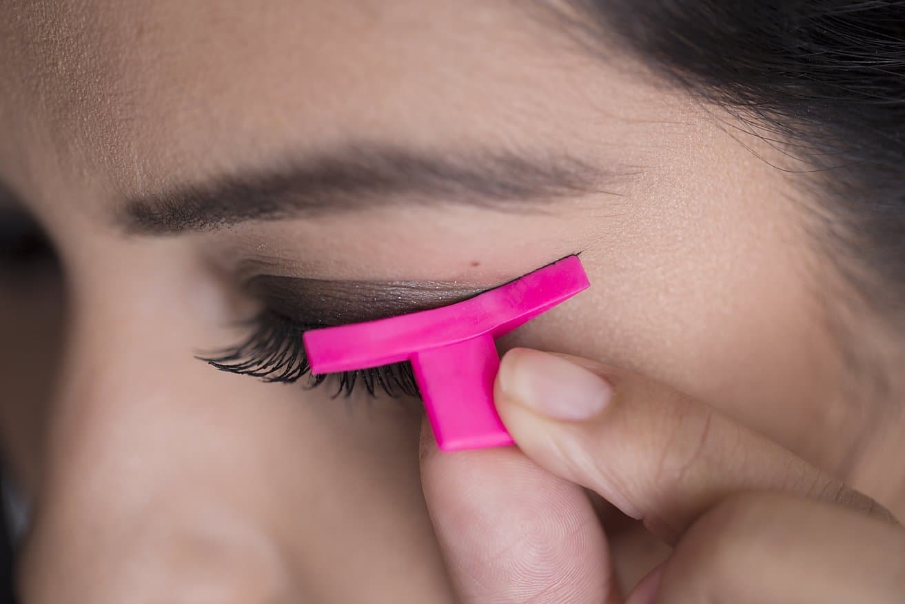 Dramatic Winged Eyeliner Stamp, Authentic, Easy to Use