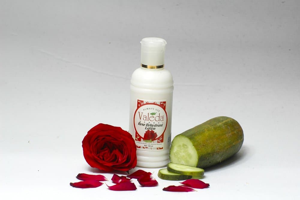 Valeda Herbal Rose Rehydrant Lotion - Powerful Skin Rehydrater - for After Soapwash Dryness, Soothing and Delaying Aging - Clinical Formulation with 'Wheat Germ Oil' and 'Chironji'