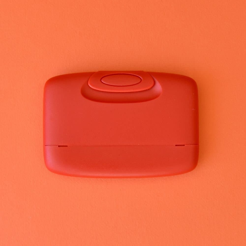 Capsul CC-FR Card Case for Credit/Debit/Business Card - Fire Engine RED