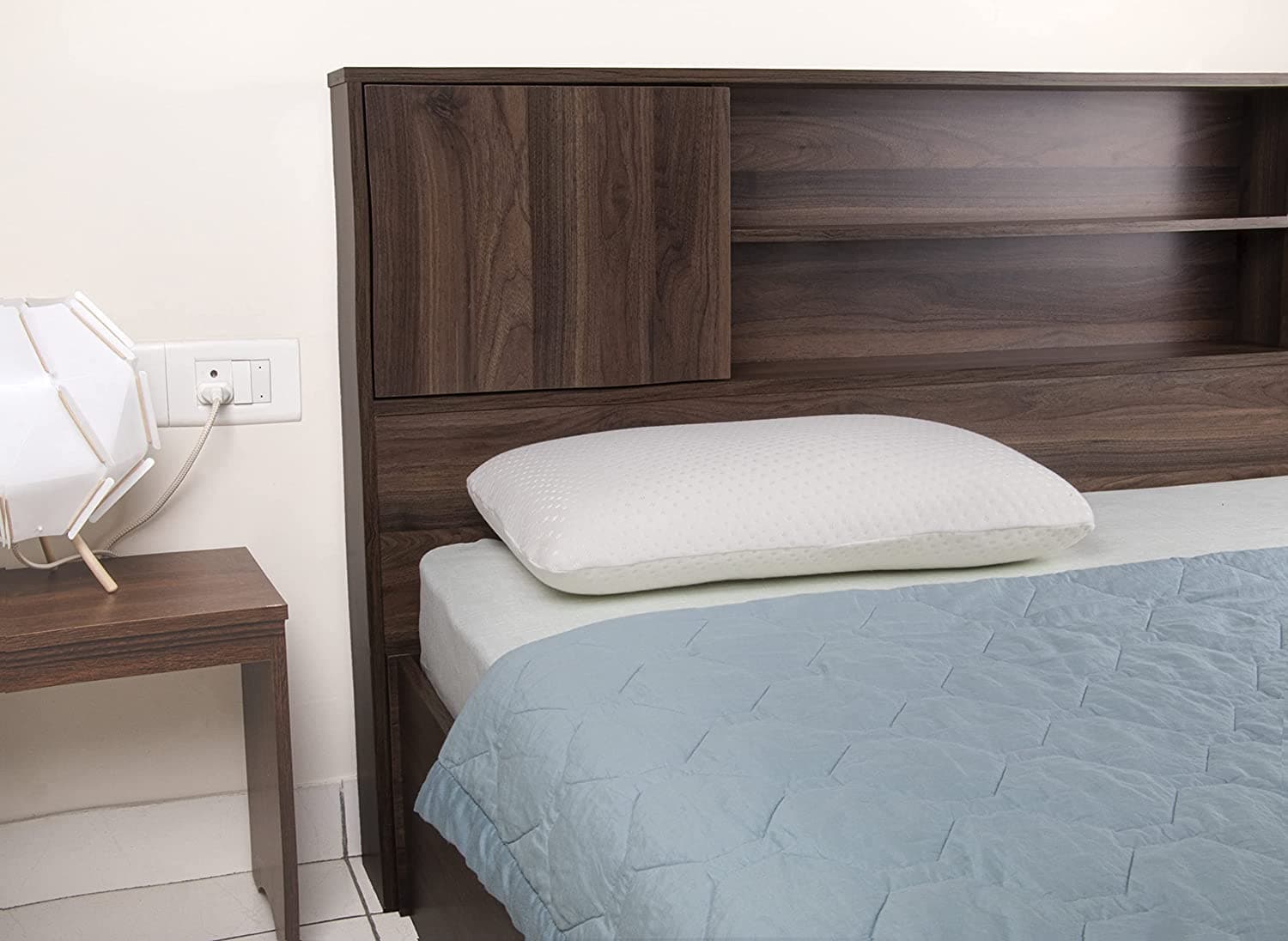 Super Soft Sleeping Pillow | Hypoallergenic Plush Foam | 1-Year Warranty | Regular Size 21.5 x 13.7 x 5 inches | White | Pack of 1