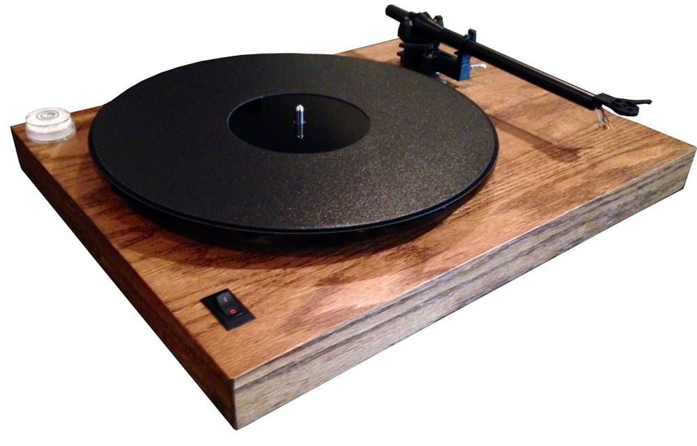 SOTA MOONBEAM Series III Turntable with Dust Cover and REGA S202 Tonearm- Genuine Dark Oak Finish- Made in USA!