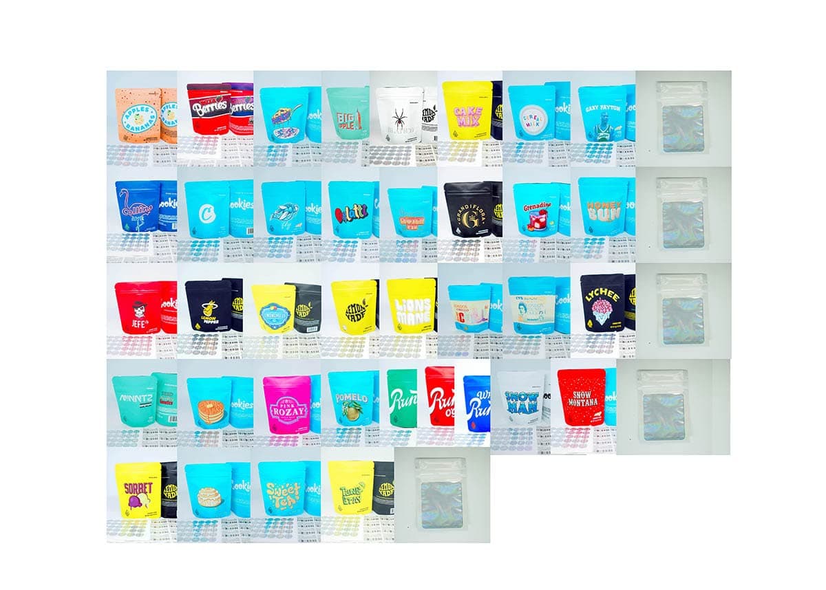 50 Pcs Assortment Colors Ramdom Mixing 4.9"x 3.9" Smell Proof Reusable Aluminum Foil Pouch Food Storage Cookie Sample Flat Heat Sealable Ziplock Bag 3.5g For Wholesale Accessory Pouches