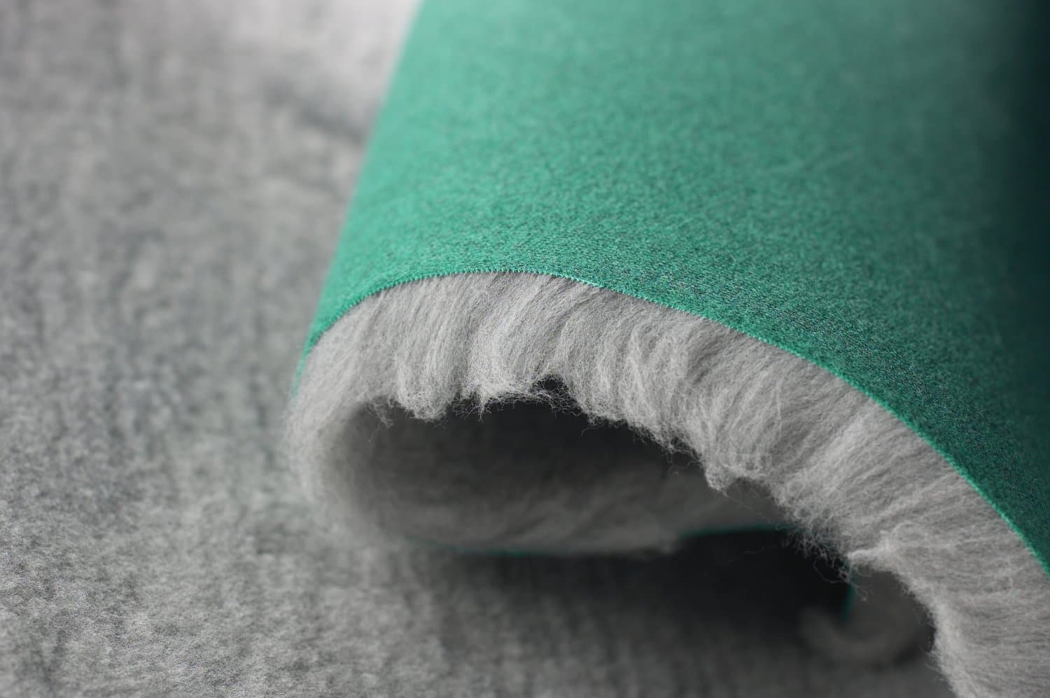 Pet n Home PnH® Traditional Luxury Graphite Grey PnH Veterinary Bedding® 100x75cm - READY TO USE, SELVAGE EDGE REMOVED.