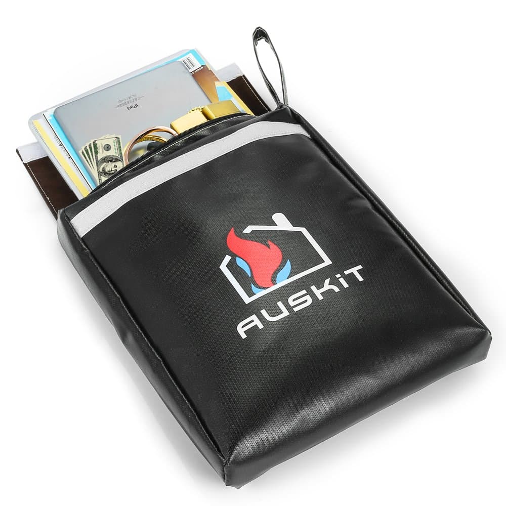 Car Phone Mount,Phone Holder for Car,Tiamat Non-Slip Shockproof Mobile Phone Holder Multi-Size Compatible with iPhone, Samsung, Android Smartphone