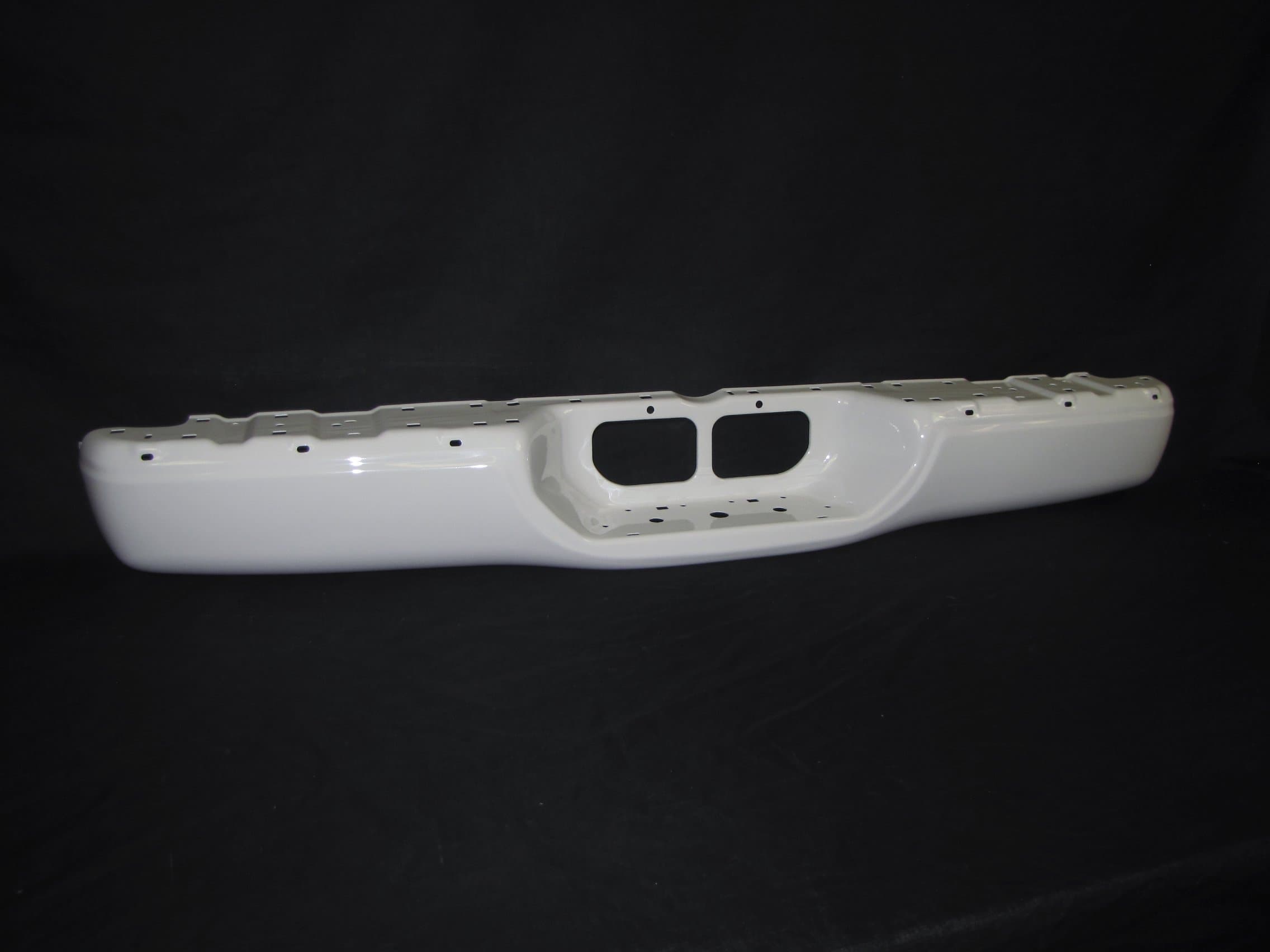 REAR BUMPER FACE BAR PAINTED WHITE FOR 2000-2006 TOYOTA TUNDRA STANDARD BED TO1102230