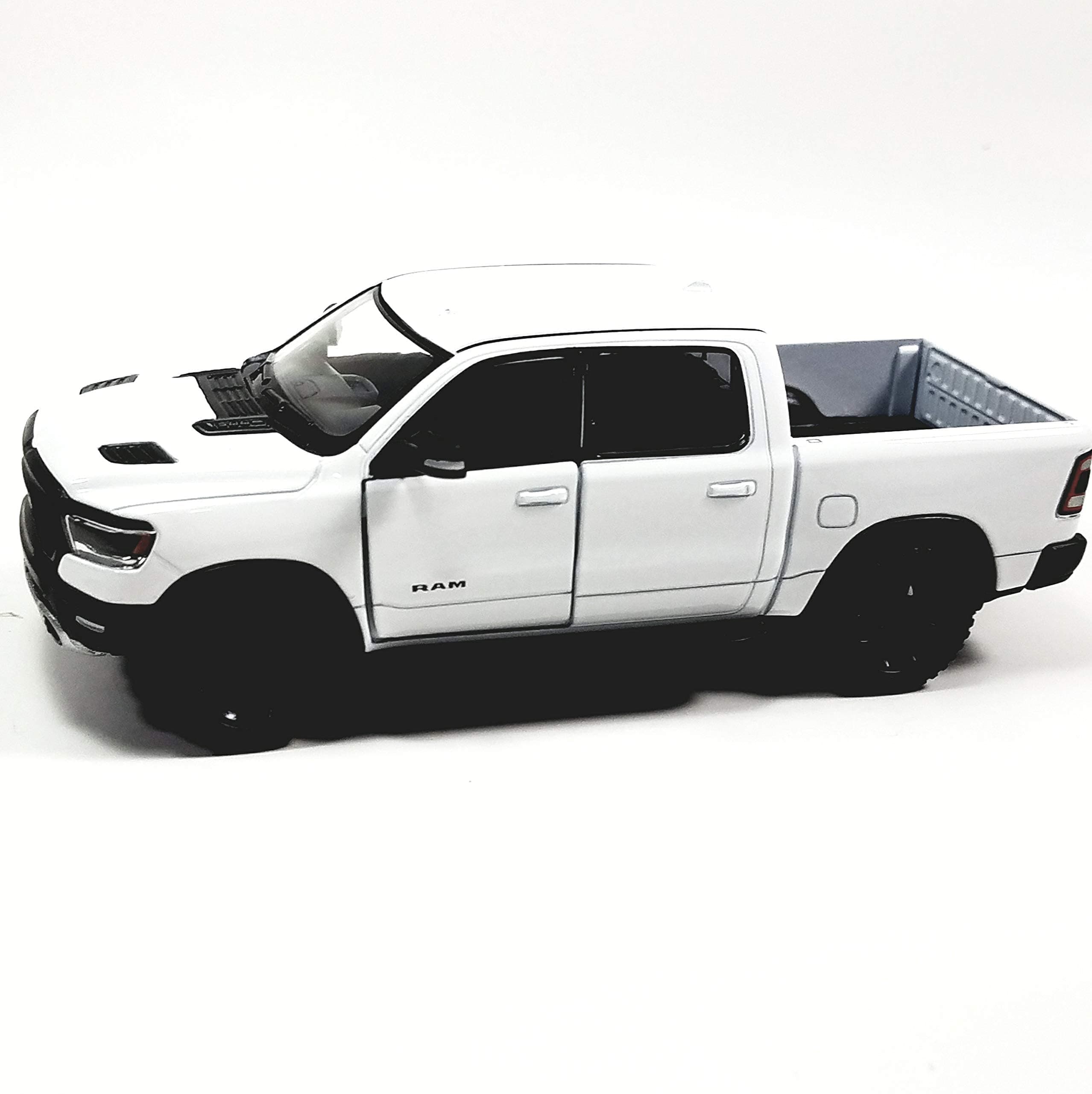 2019 Dodge Ram 1500 Pickup 1:46 O Scale 5" Die Cast Metal Model Toy Truck White