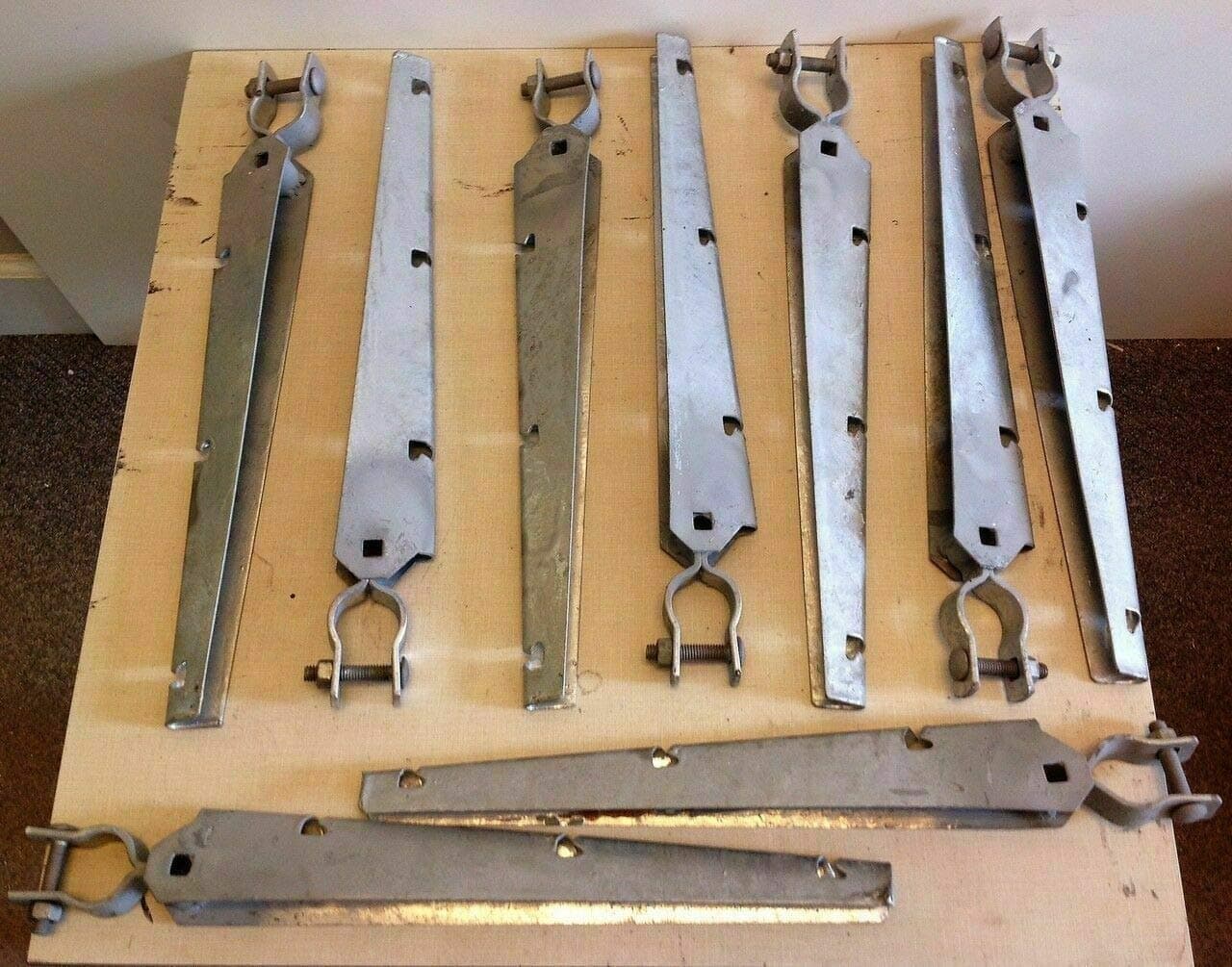 Barbed Wire Barbwire Extension Chain Link Fence -Set 2 Size 1-3/8