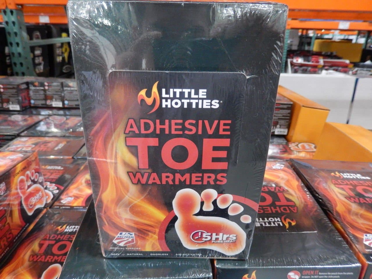Little Hotties Toe Warmers 30 Pairs - 5 Hours of Pure Heat. Black, Odorless, Air-Activated. Perfect for Camping, Hunting, Fishing, Athletic Events, Skiing