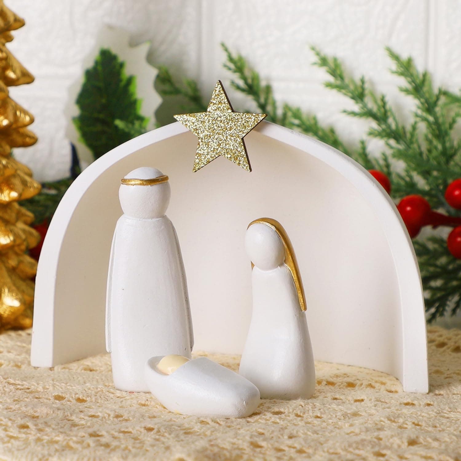 Juegoal Christmas Nativity Sets, Set of 4 White Mini Nativity Scene Resin Figurines, Xmas Holy Family Table Ornaments, Religious Holiday Collection Gifts, Baby Jesus Nativity Mantle Shelf Decor