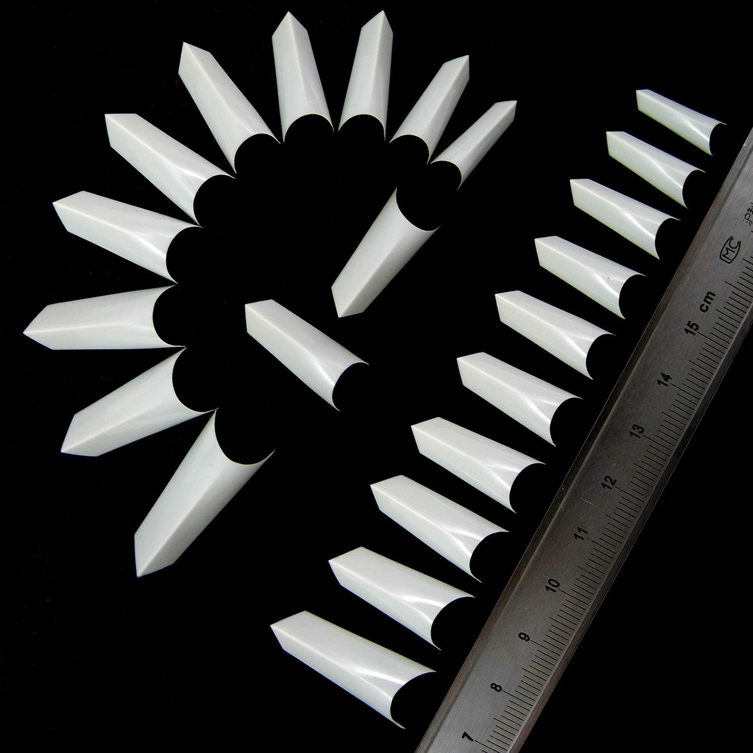 100 'Edge' Style of Well-less French Acrylic Artificial False Salon Nail Tips White