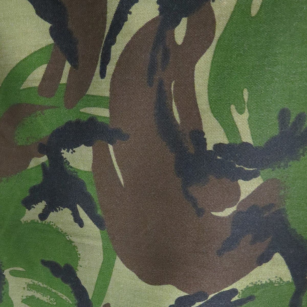 1m Length of Woodland Camouflage Fabric