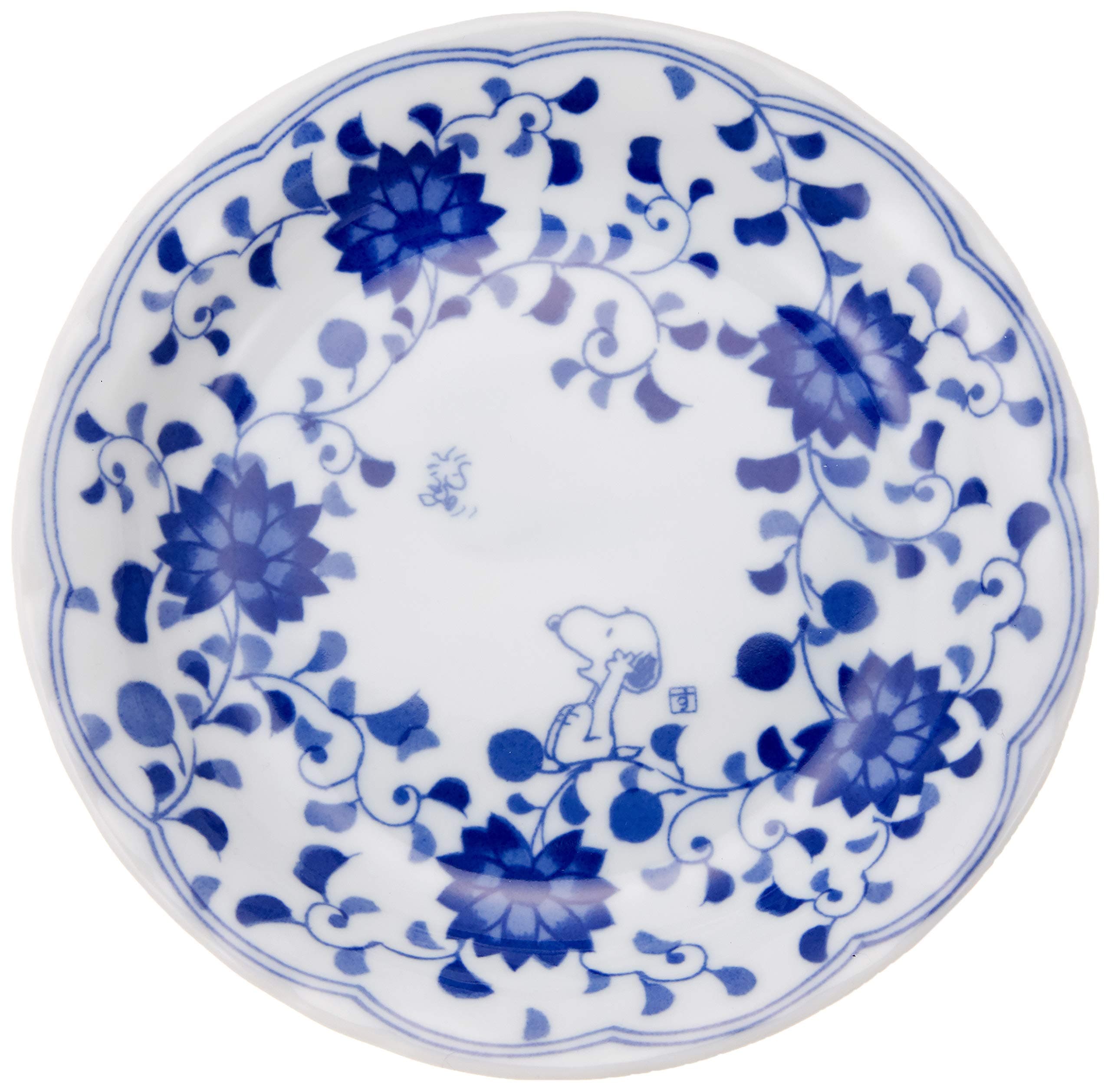 Kaneshotouki 5-Size Indigo Arabesque Porcelain Dinner Plate Set, Comes in a Presentation Box
