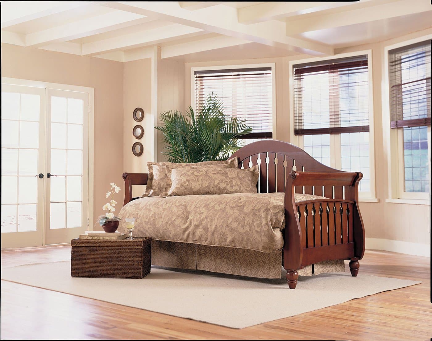 Leggett and Platt Fashion Bed Group Fraser Walnut Daybed with Link Spring and Pop-up, Twin, Brown