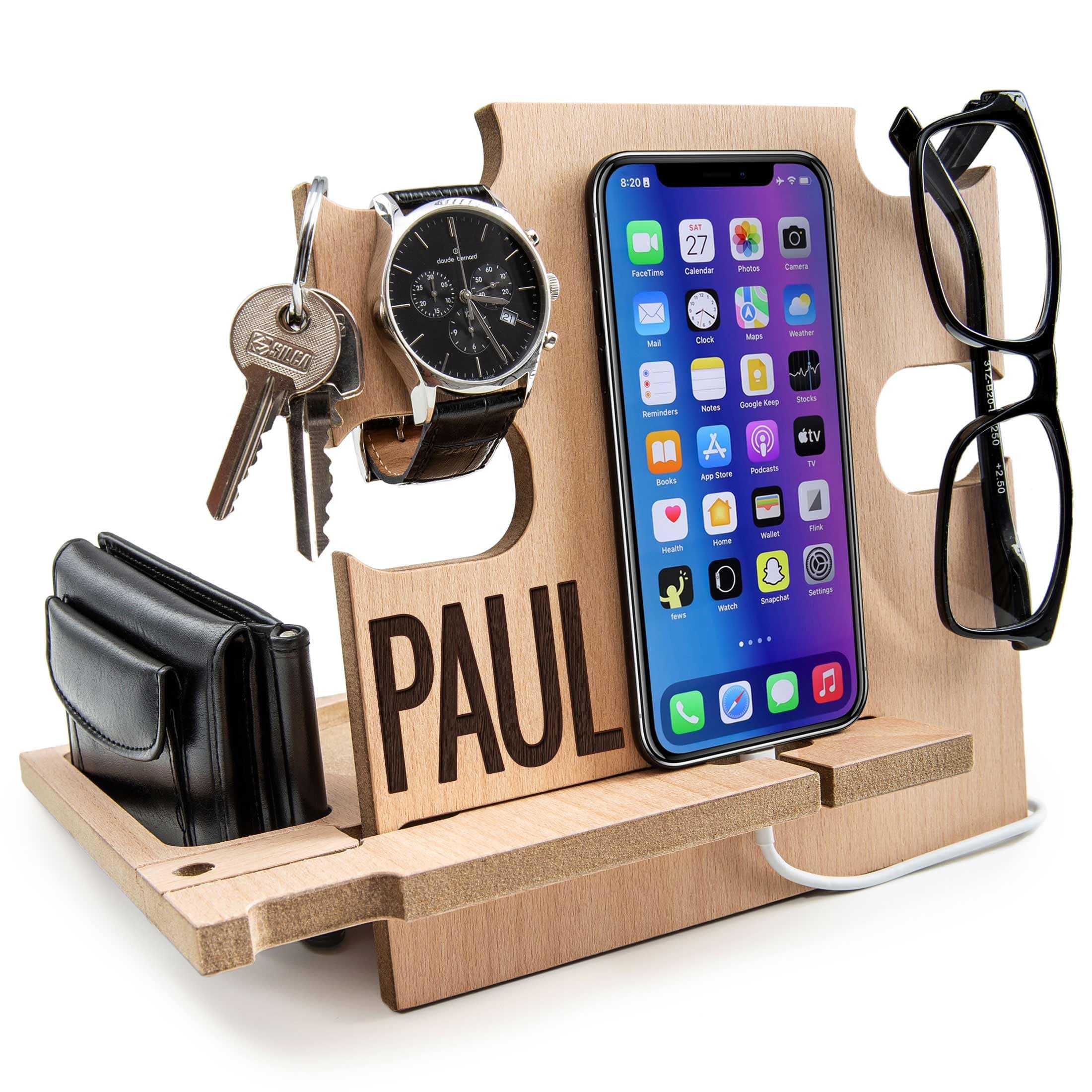 GRETAOTO Personalized Wood Phone Docking Station Gift For Men Bedside Nightstand Charging Station Organizer Mens Accessories Phone Stand Anniversary Birthday Gifts For Dad Him Husband