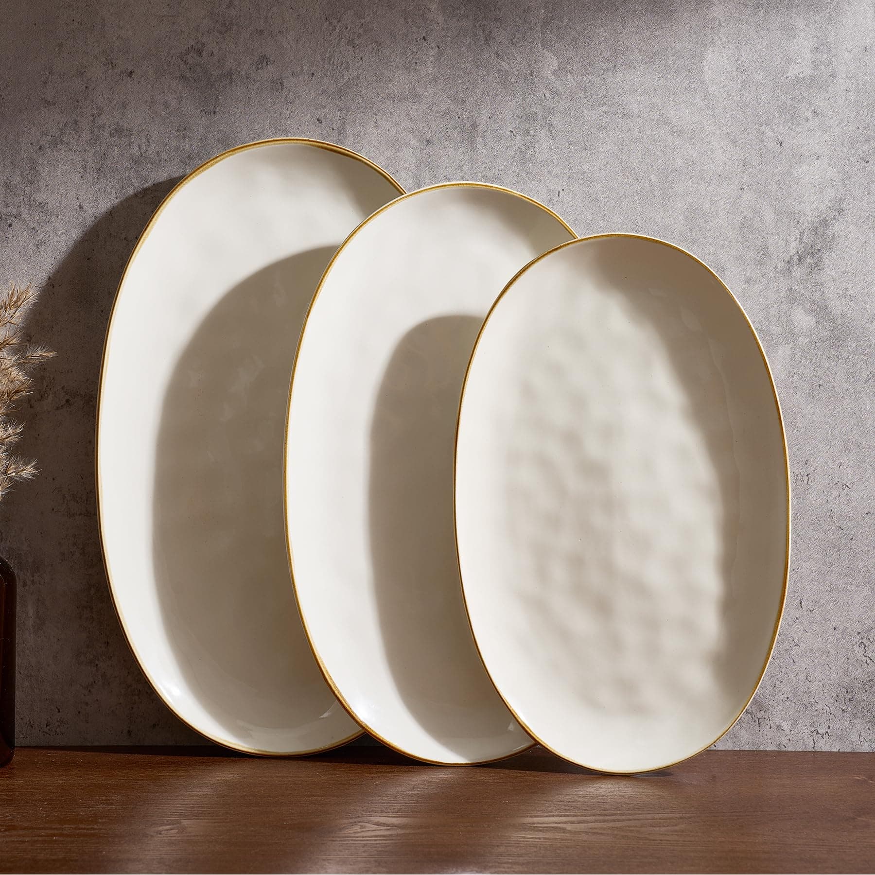 famiware Round Large Serving Platter Set of 3, White