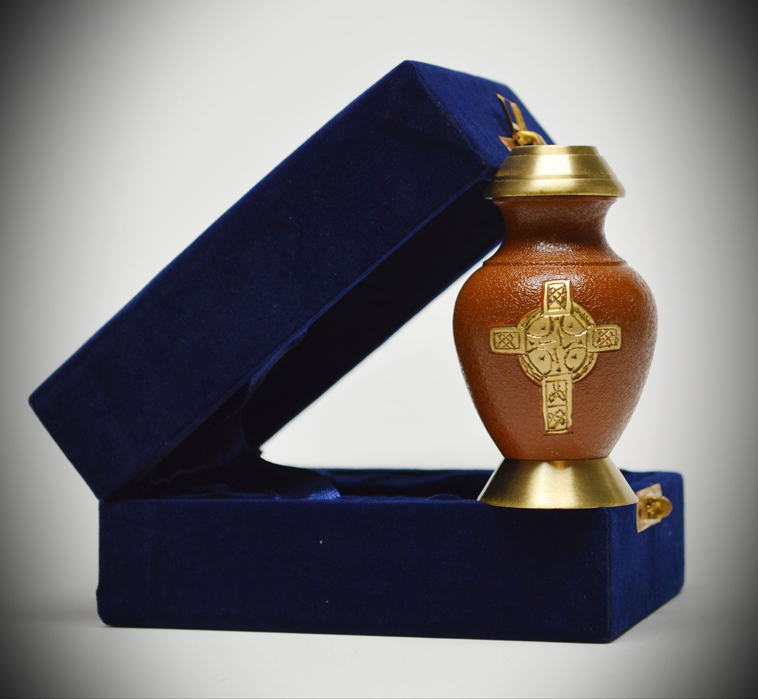 CROSS CREMATION KEEPSAKE URN 3"