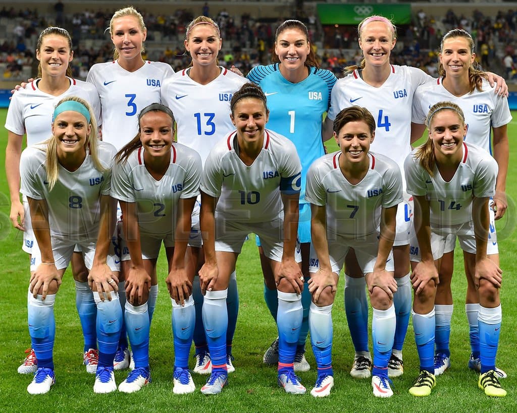 2016 USA Womens Olympic Soccer Rio Brazil 8x10 Team Photo Carli Lloyd Alex Morgan Tobin Heath Hope Solo