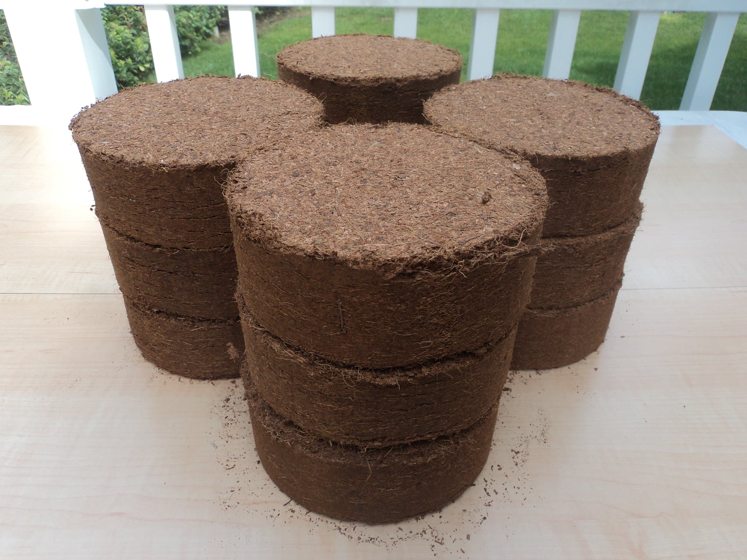Cocopeat Coconut Peat Grow Disks, a Dozen (6" Dia). Coco Coir Potting Soil