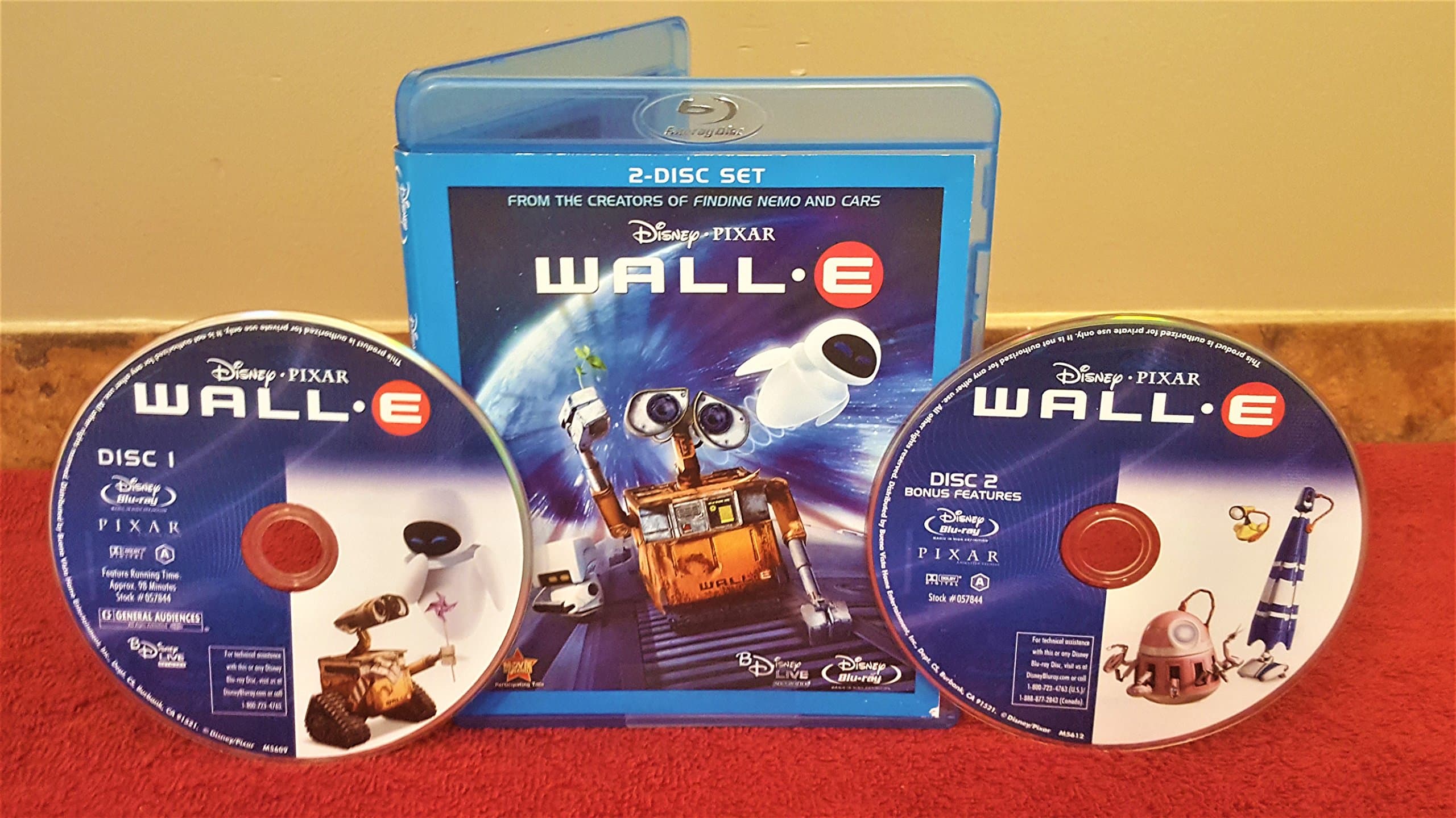 Wall-E (Two-Disc Edition + BD Live) [Blu-ray]