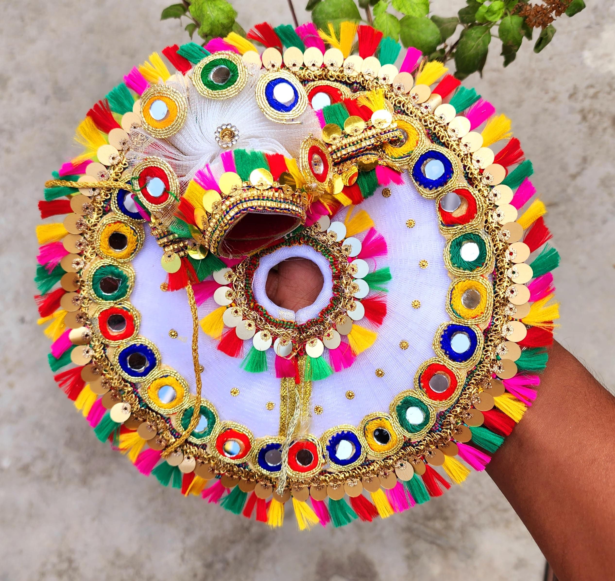 KK Groups laddu Gopal White Colour multilace Design Dress with pagdi for laddu Gopal ji, bal Gopal ji, Thakur ji, Krishna ji, janmashtmi Special Dress (Size 0)