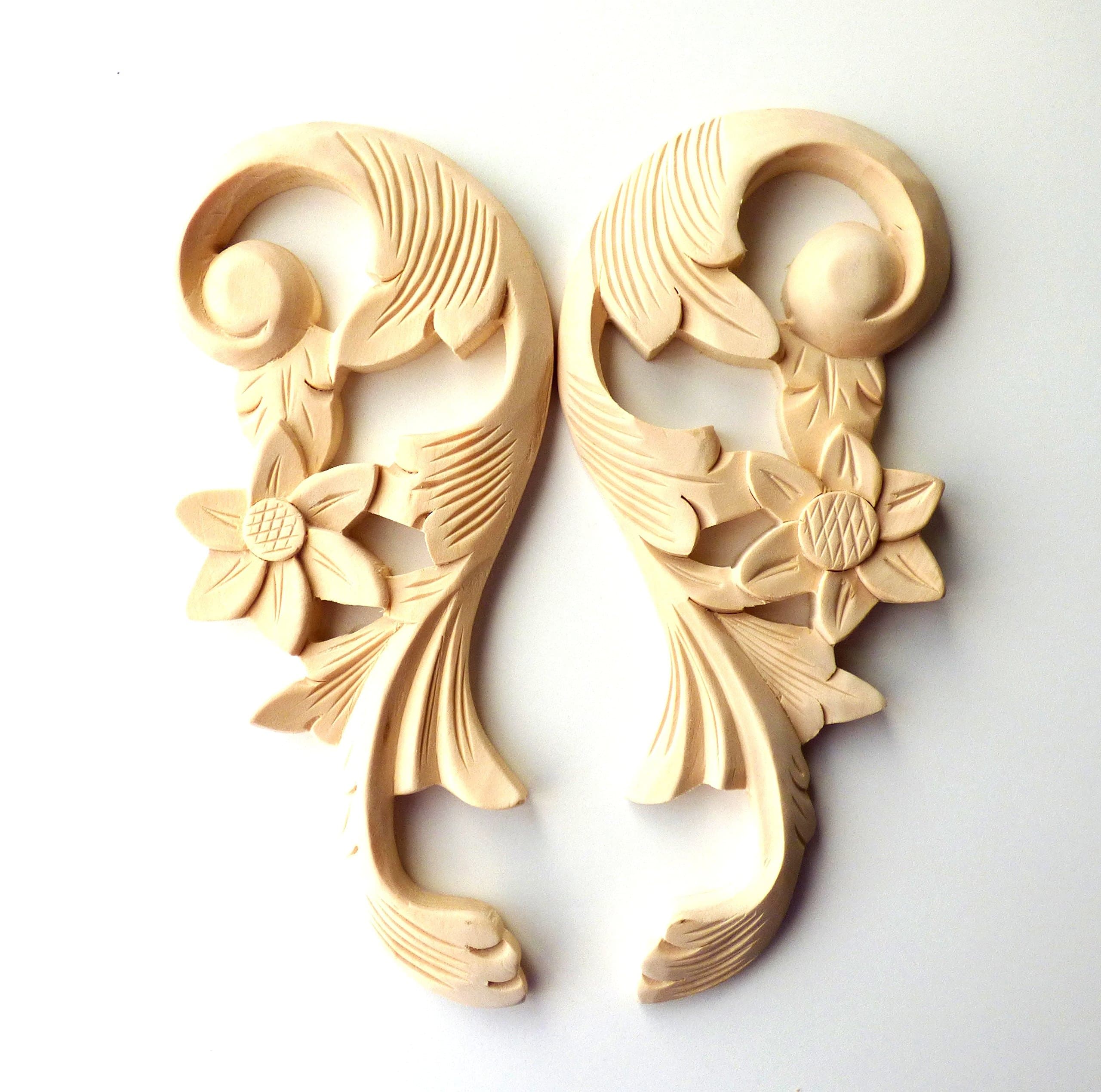 8"W X 3-1/2"H X 1/2"TH , Hand Carved Wood Acanthus Scroll Coner Applique Onlay Corbel (Pair L&R)