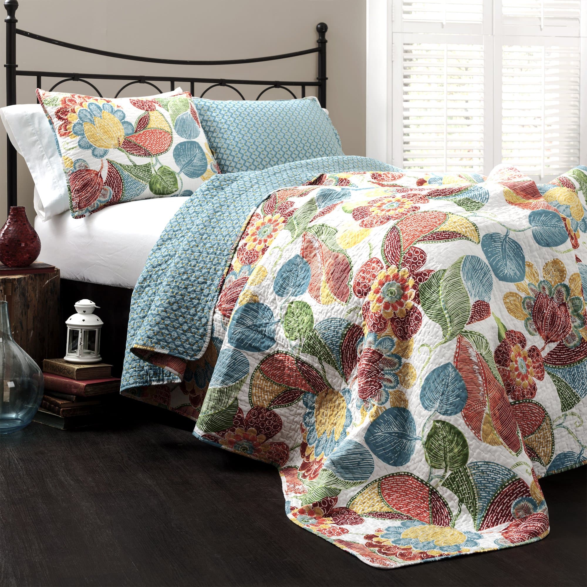 Lush Decor Layla Quilt Floral Leaf Print 3 Piece Reversible Bedding Set Full/Queen Orange & Blue