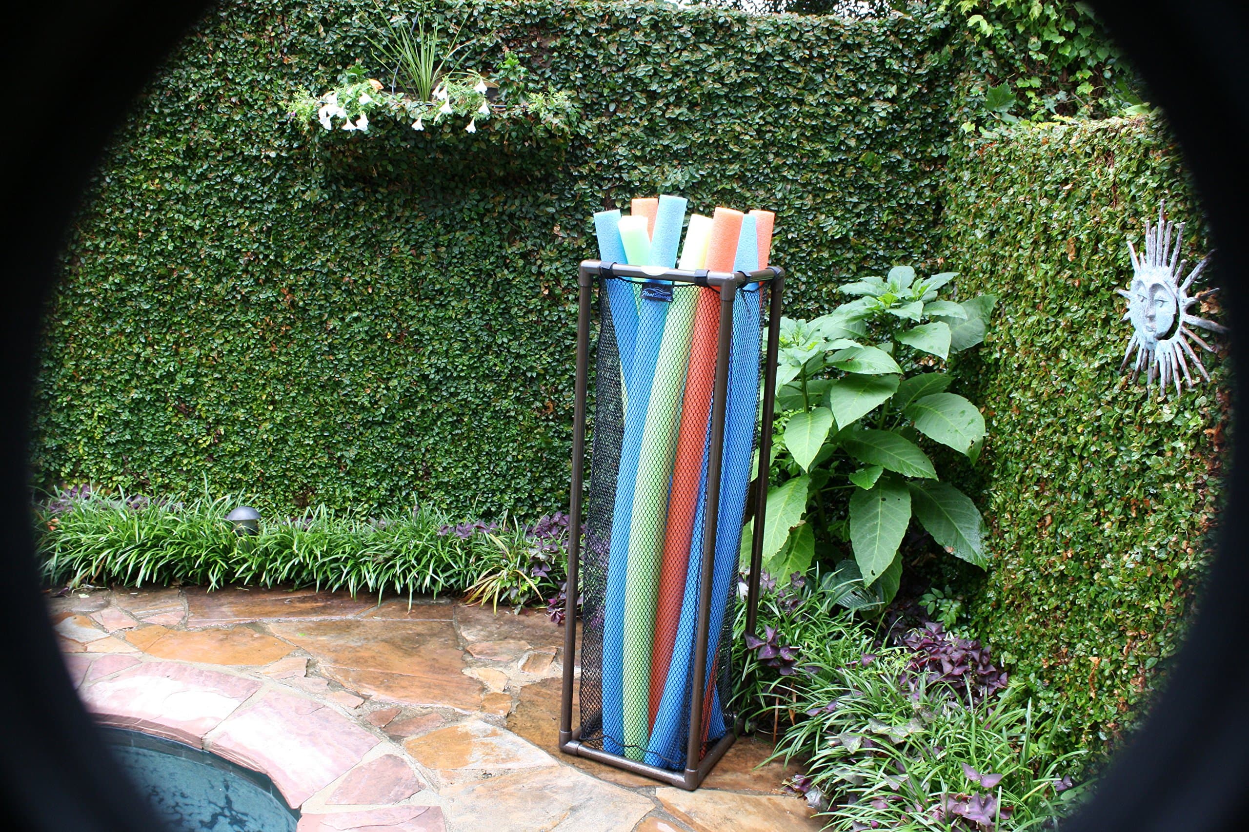 Floatstorage.com Noodle House - Bronze