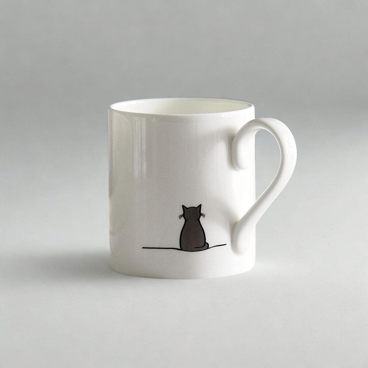 Jin Designs Cat Mug with Sitting Cat, Fine Bone China, Hand Decorated in The UK.