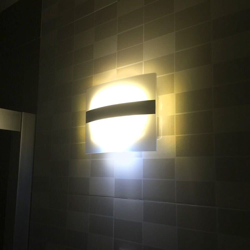 Derlson® Stick on Anywhere Motion Activated Wall Sconce,Wall Light, (Auto On/Off )LED Night Light for Hallway, Pathway, Staircase, Garden, Drive Way (Battery Operated ,Warm light)